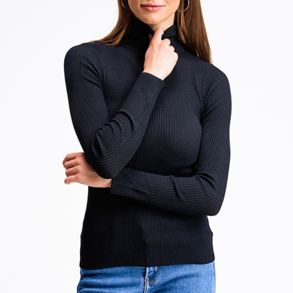 new boutique item Tops - NEW Black ribbed turtleneck